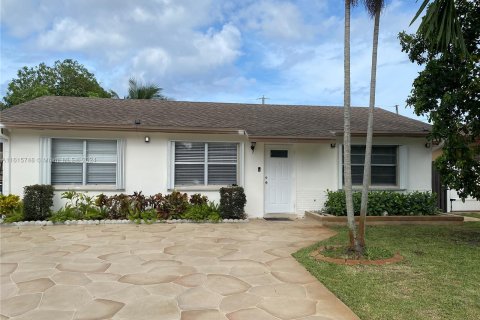 Villa ou maison à vendre à Lake Worth, Floride: 3 chambres, 96.62 m2 № 1237974 - photo 1