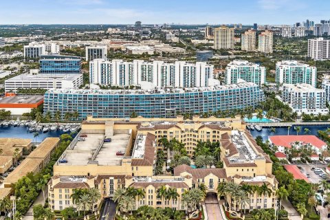 Condo in Aventura, Florida, 2 bedrooms  № 1207944 - photo 12