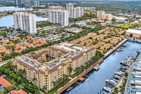 Condo in Aventura, Florida, 2 bedrooms  № 1207944 - photo 5