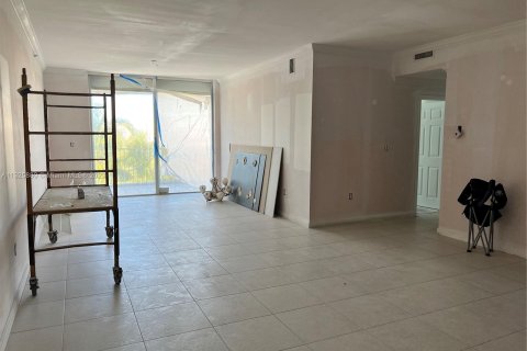 Condominio en venta en Doral, Florida, 3 dormitorios, 140.28 m2 № 207878 - foto 7