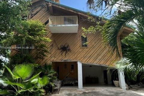 Villa ou maison à vendre à Islamorada, Village of Islands, Floride: 4 chambres, 166.67 m2 № 643539 - photo 12