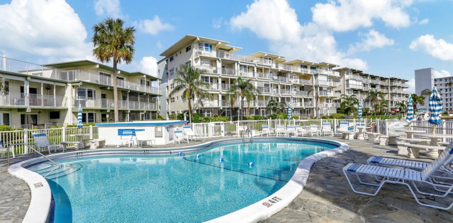 Condominio en Deerfield Beach, Florida, 1 dormitorio  № 1185531