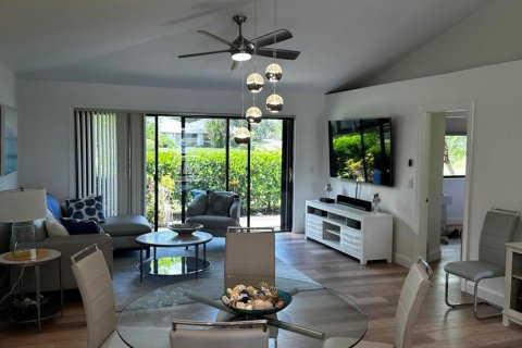 Casa en venta en Palm Beach Gardens, Florida, 2 dormitorios, 105.44 m2 № 1185486 - foto 4