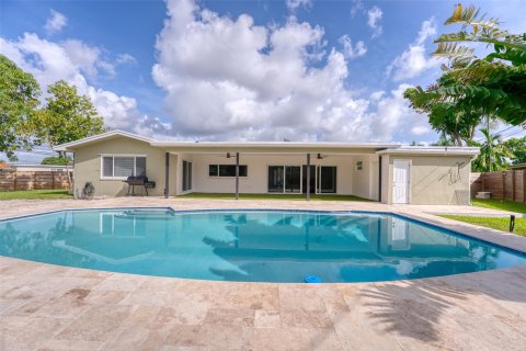 Casa en venta en Hollywood, Florida, 4 dormitorios, 209.68 m2 № 1185485 - foto 1