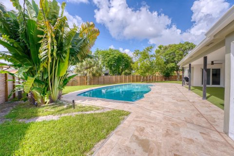 Casa en venta en Hollywood, Florida, 4 dormitorios, 209.68 m2 № 1185485 - foto 3