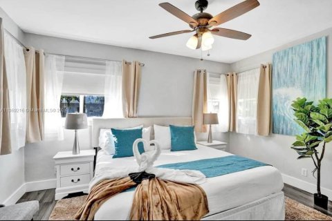 Casa en venta en Hollywood, Florida, 6 dormitorios, 283.82 m2 № 1092461 - foto 11