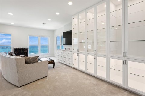 Villa ou maison à vendre à Highland Beach, Floride: 5 chambres, 562.99 m2 № 420004 - photo 19