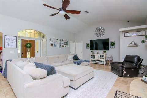 Casa en venta en Wesley Chapel, Florida, 4 dormitorios, 205.96 m2 № 1350576 - foto 9