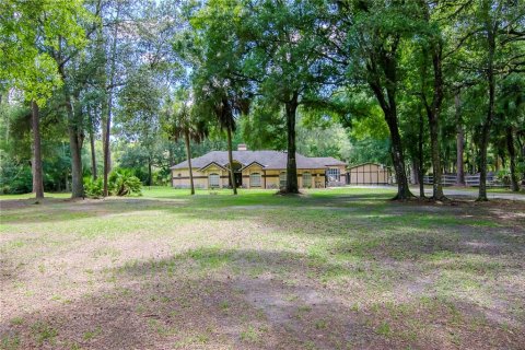 House in Wesley Chapel, Florida 4 bedrooms, 205.96 sq.m. № 1350576 - photo 3