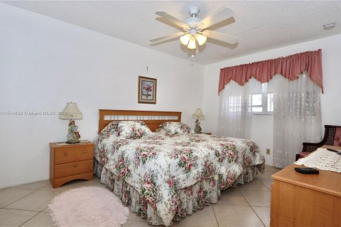 Copropriété à vendre à Hollywood, Floride: 2 chambres, 81.75 m2 № 956125 - photo 21