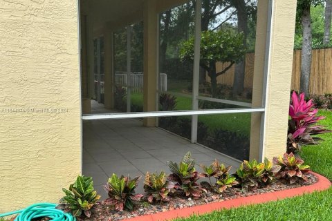 House in Miramar, Florida 6 bedrooms, 313.08 sq.m. № 1327901 - photo 16