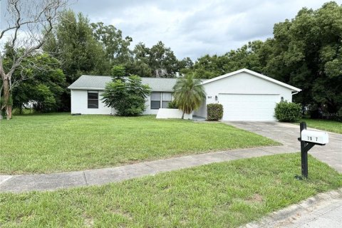 Villa ou maison à vendre à Orlando, Floride: 3 chambres, 144.37 m2 № 1347553 - photo 2