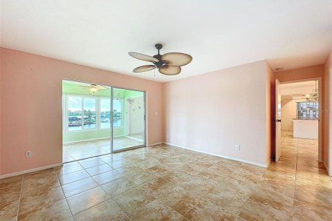 Copropriété à louer à New Port Richey, Floride: 2 chambres, 120.03 m2 № 1350699 - photo 30