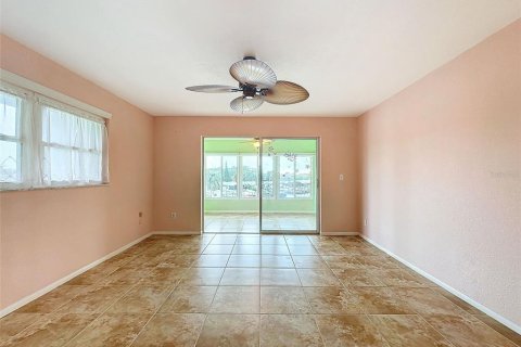 Copropriété à louer à New Port Richey, Floride: 2 chambres, 120.03 m2 № 1350699 - photo 26