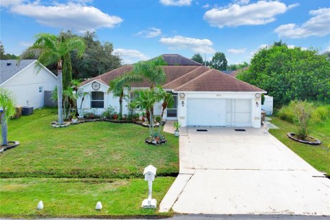 Villa ou maison à vendre à Kissimmee, Floride: 3 chambres, 153.47 m2 № 1385363 - photo 2