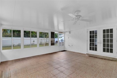 Villa ou maison à vendre à Kissimmee, Floride: 3 chambres, 153.47 m2 № 1385363 - photo 30