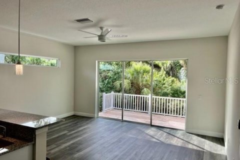 House in Bradenton, Florida 4 bedrooms, 186.18 sq.m. № 1385362 - photo 3