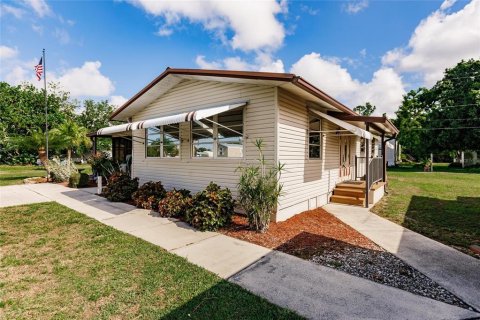 Villa ou maison à vendre à Punta Gorda, Floride: 2 chambres, 144.28 m2 № 1260277 - photo 30