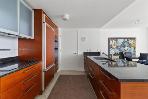 Copropriété à vendre à Hallandale Beach, Floride: 1 chambre, 80.92 m2 № 967861 - photo 4