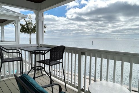 Condo in Saint Petersburg, Florida, 2 bedrooms  № 1349168 - photo 20