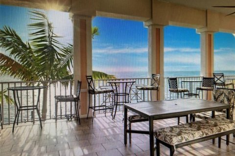 Condominio en alquiler en Saint Petersburg, Florida, 2 dormitorios, 81.57 m2 № 1349168 - foto 29