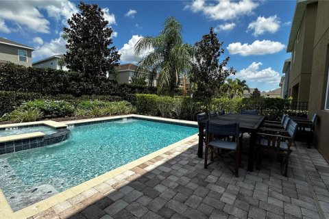 House in Kissimmee, Florida 8 bedrooms, 316.98 sq.m. № 1257381 - photo 2