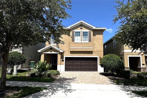 Villa ou maison à vendre à Kissimmee, Floride: 8 chambres, 316.98 m2 № 1257381 - photo 1