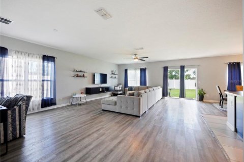 Villa ou maison à vendre à Davenport, Floride: 4 chambres, 243.4 m2 № 1257342 - photo 5