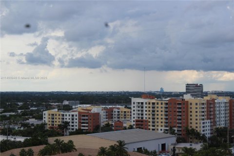 Condominio en venta en Aventura, Florida, 2 dormitorios, 136.19 m2 № 549791 - foto 30