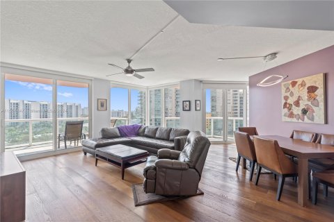 Condo in Aventura, Florida, 2 bedrooms  № 1119254 - photo 4