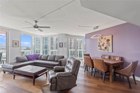 Condo in Aventura, Florida, 2 bedrooms  № 1119254 - photo 10