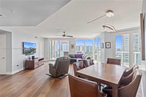 Condo in Aventura, Florida, 2 bedrooms  № 1119254 - photo 5