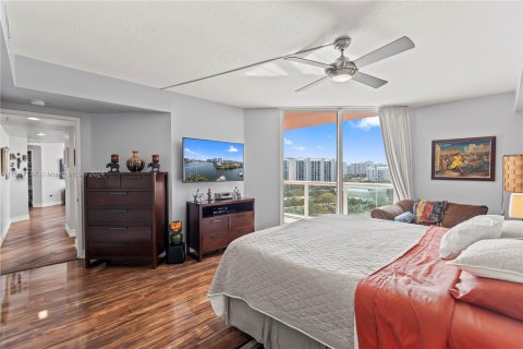 Condo in Aventura, Florida, 2 bedrooms  № 1119254 - photo 22