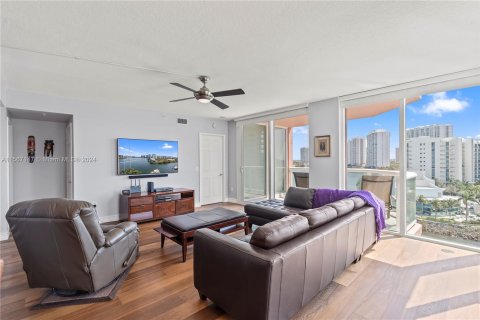 Condo in Aventura, Florida, 2 bedrooms  № 1119254 - photo 6