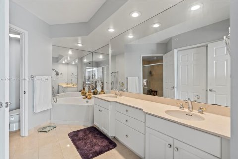 Copropriété à vendre à Aventura, Floride: 2 chambres, 149.57 m2 № 1119254 - photo 28