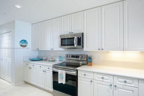 Condominio en venta en St. Lucie, Florida, 3 dormitorios, 139.73 m2 № 1119296 - foto 14