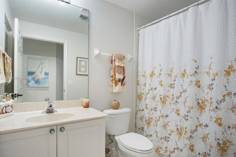 Condo in St. Lucie, Florida, 3 bedrooms  № 1119296 - photo 25
