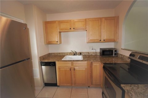 Condo in Fort Lauderdale, Florida, 1 bedroom  № 952449 - photo 15