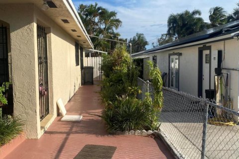 Casa en venta en West Palm Beach, Florida, 3 dormitorios, 123.37 m2 № 1222751 - foto 3