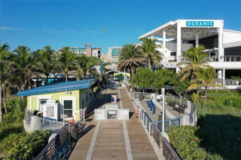 Villa ou maison à vendre à Pompano Beach, Floride: 7 chambres, 384.71 m2 № 1222825 - photo 30