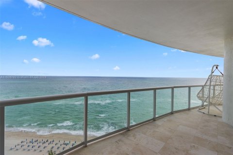 Copropriété à vendre à Sunny Isles Beach, Floride: 3 chambres, 205.31 m2 № 993593 - photo 23