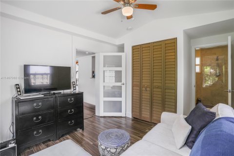 Villa ou maison à vendre à Hallandale Beach, Floride: 3 chambres, 131.92 m2 № 779022 - photo 10