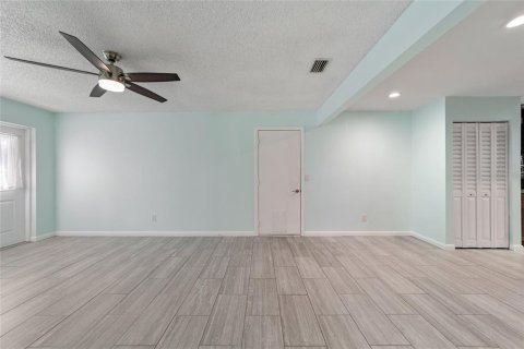 Villa ou maison à vendre à Ocala, Floride: 2 chambres, 127.09 m2 № 1415051 - photo 17