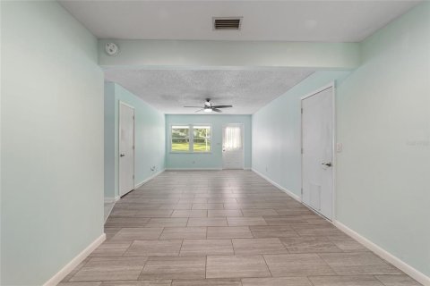 Villa ou maison à vendre à Ocala, Floride: 2 chambres, 127.09 m2 № 1415051 - photo 18