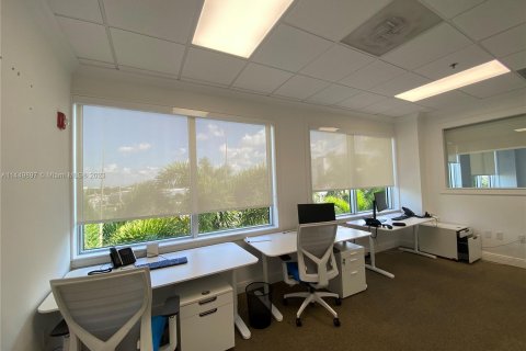 Office in Doral, Florida № 726871 - photo 14