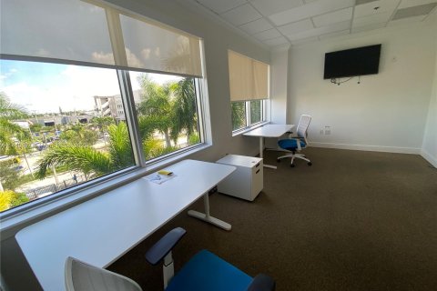 Office in Doral, Florida № 726871 - photo 15