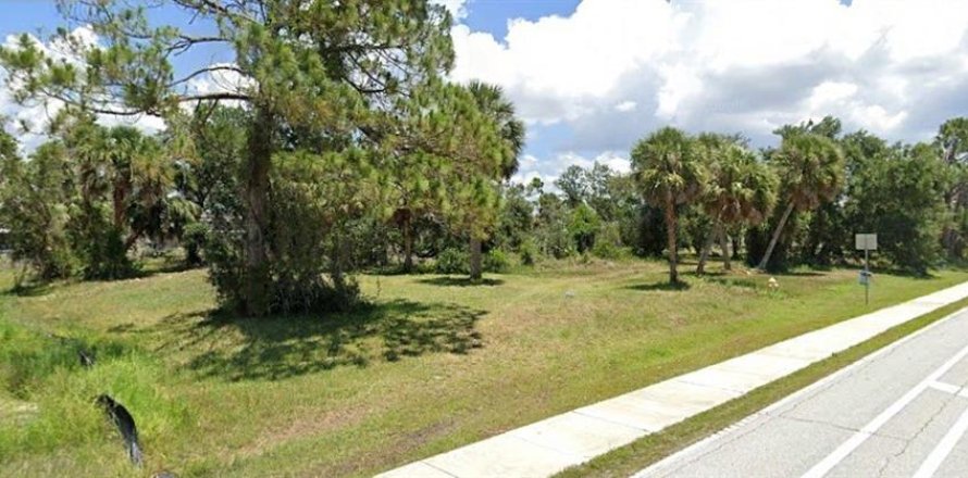 Land in Rotonda, Florida № 1210831