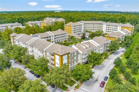 Condominio en venta en Celebration, Florida, 2 dormitorios, 124.95 m2 № 1346322 - foto 1