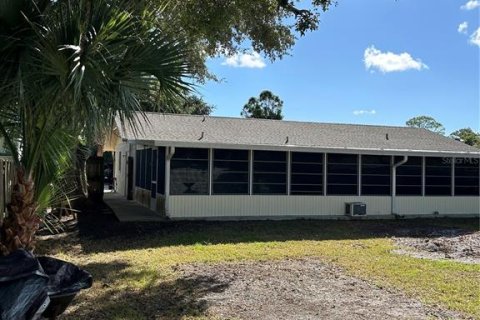 Villa ou maison à vendre à Edgewater, Floride: 3 chambres, 204.38 m2 № 1346318 - photo 2