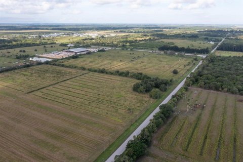 Terreno en venta en Fort Pierce, Florida № 72990 - foto 5